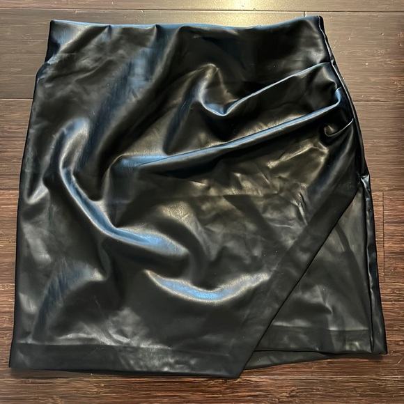 Dynamite Leather Skirt - Picture 1 of 3